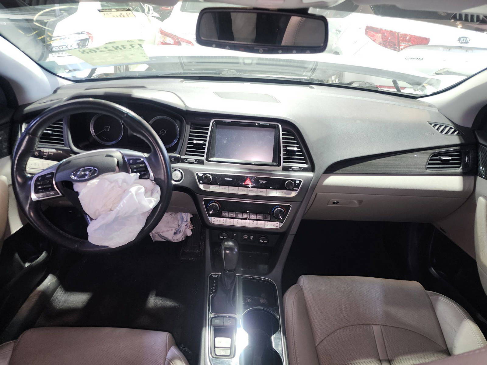 HYUNDAI SONATA 2018 - Marhaba Auction Used Cars - Image 8