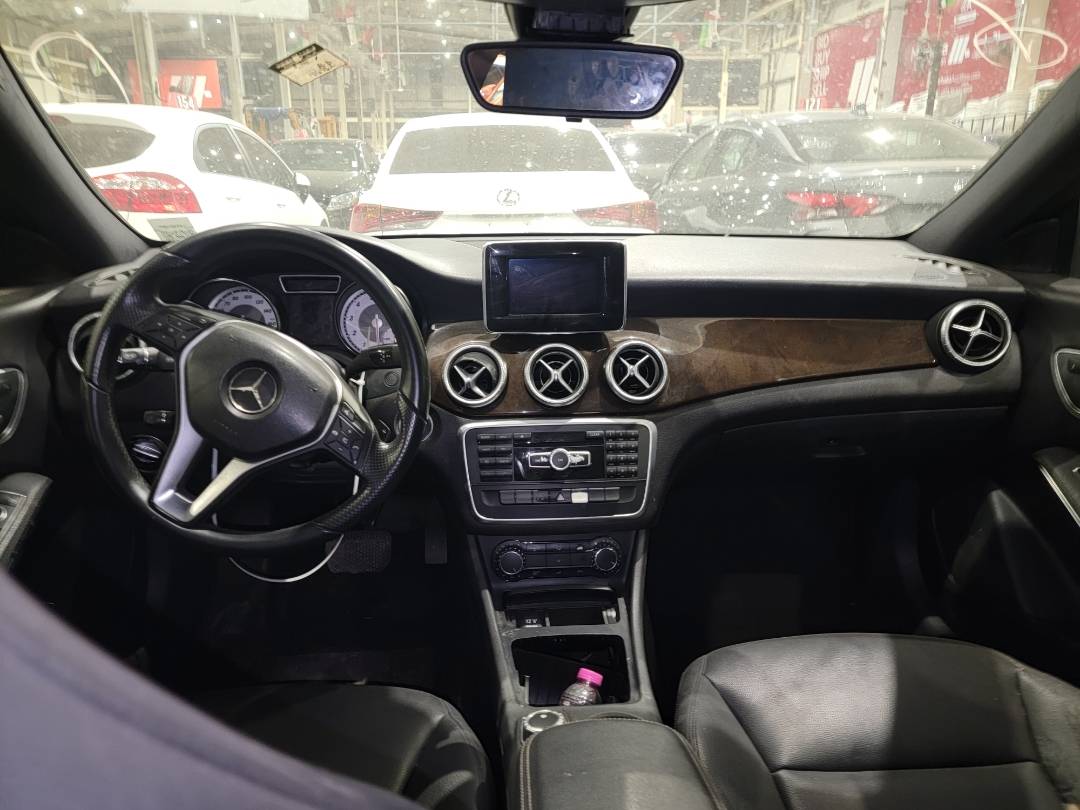 2014 MERCEDES BENZ CLA 250 — 136333 Miles — Lot EB0EN034463 — Souq - Marhaba Auctions Used Cars - Image 7