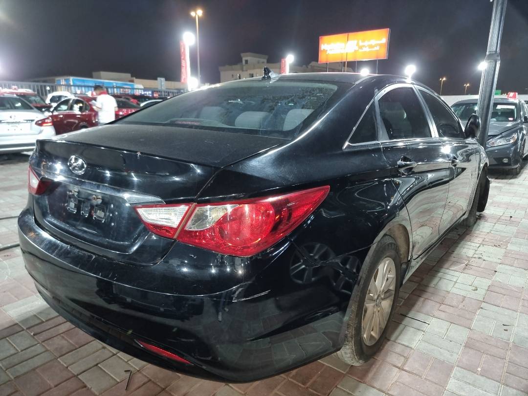 2011 HYUNDAI SONATA — 211691 Miles — Lot 42493404 - Marhaba Auctions Used Cars - Image 4