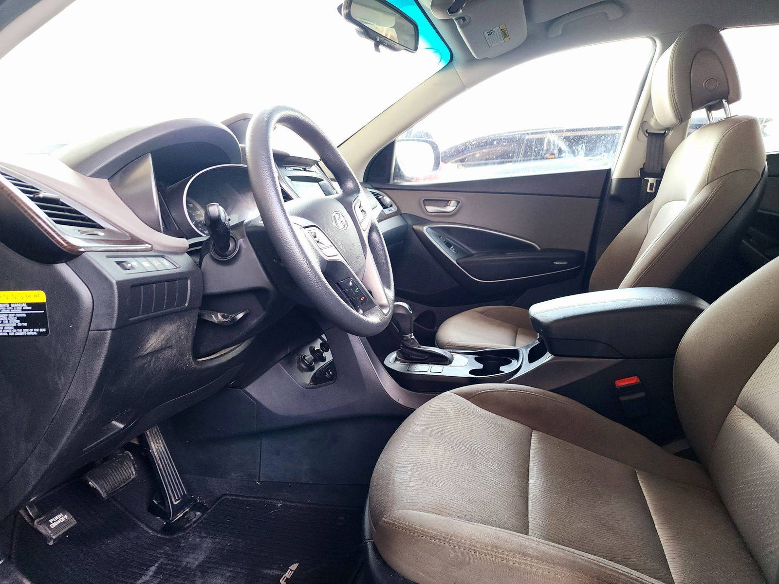 2018 HYUNDAI SANTA FE SPORT — 151544 Miles — Lot 84157984 — Souq - Marhaba Auctions Used Cars - Image 8