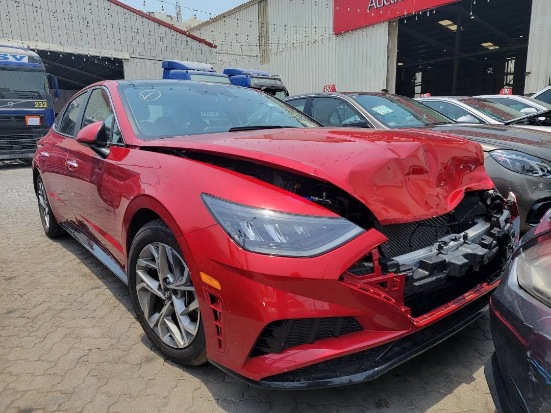 2020 HYUNDAI SONATA — 16985 Miles — Lot 37227644 — Souq - Marhaba Auctions Used Cars - Image 4