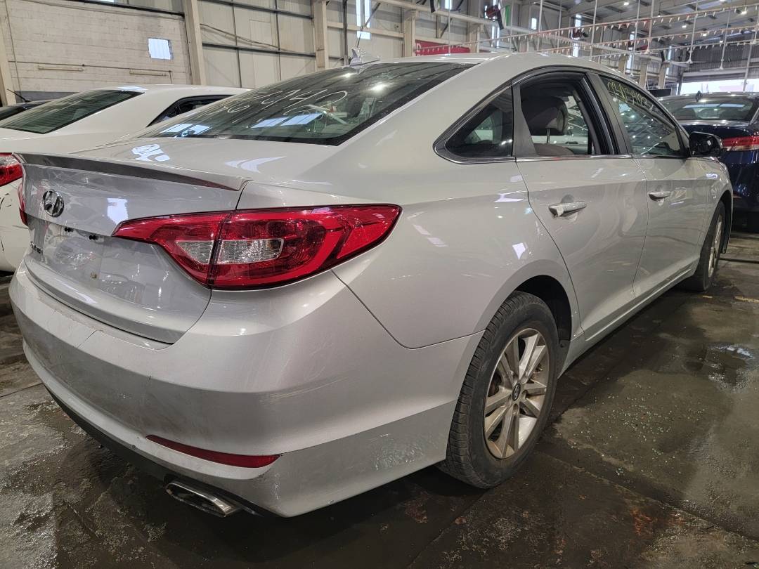2017 HYUNDAI SONATA — 107723 Miles — Lot 73034123 - Marhaba Auctions Used Cars - Image 4