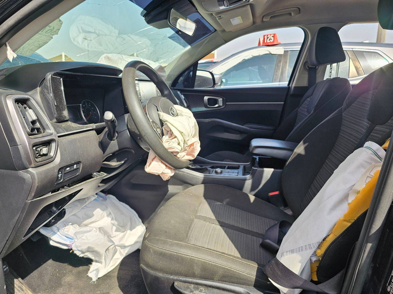 KIA SORENTO 2021 - Marhaba Auction Used Cars - Image 8