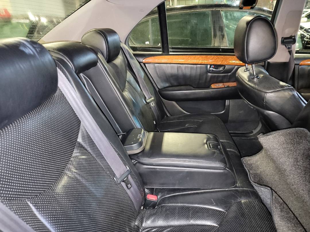 2003 LEXUS LS 430 — 185248 Miles — Lot 64358793 - Marhaba Auctions Used Cars - Image 6