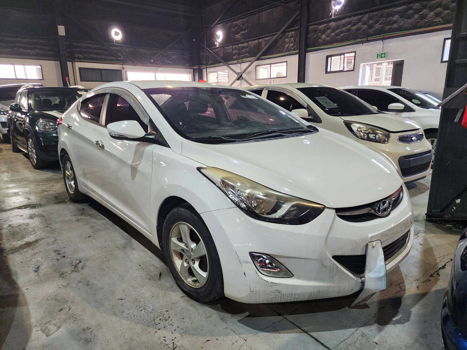 2012 HYUNDAI AVANTE — 120639 KM — Lot 279477 — Al Quoz - Marhaba Auctions Used Cars - Image 5