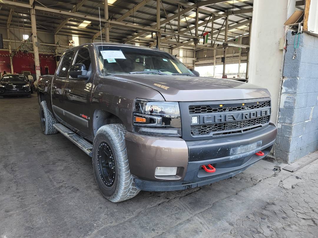 2007 CHEVROLET SILVERADO — 223506 Miles — Lot 568209 — Main - Marhaba Auctions Used Cars - Image 4