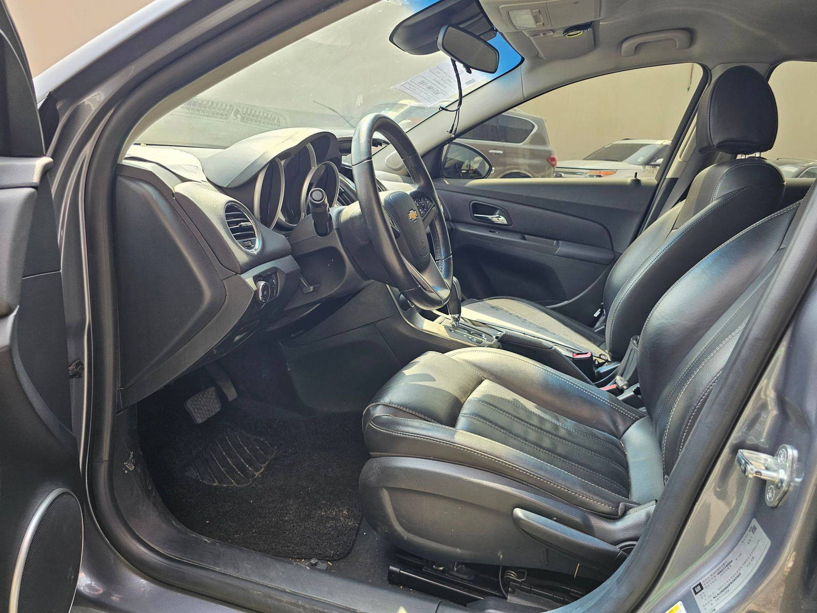 2015 CHEVROLET CRUIZE — 181519 KM — Lot 042453 — Main - Marhaba Auctions Used Cars - Image 8