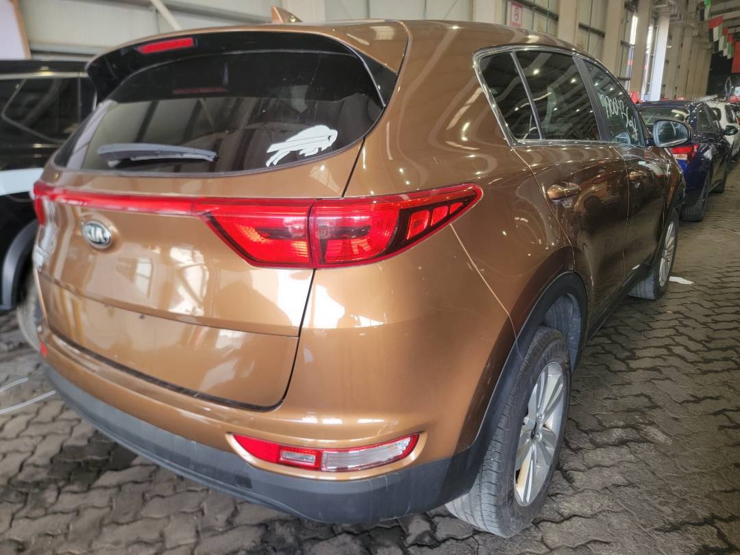2017 KIA SPORTAGE — 111347 Miles — Lot 7116766 — Main - Marhaba Auctions Used Cars - Image 4