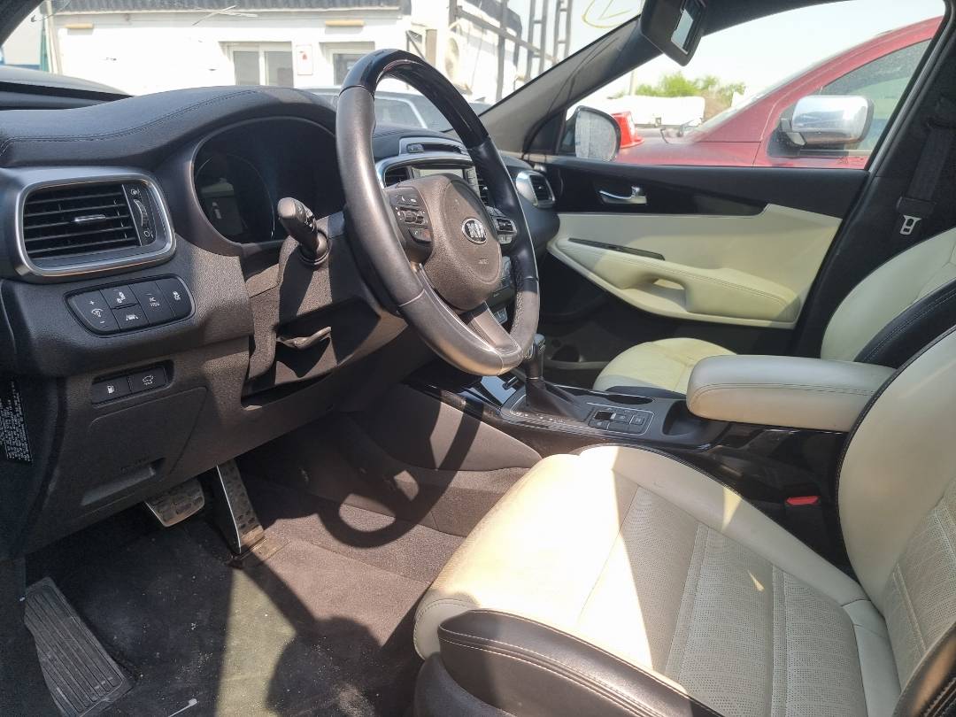 2018 KIA SORENTO — 55022 Miles — Lot 361692 — Ind. 12 - Marhaba Auctions Used Cars - Image 9