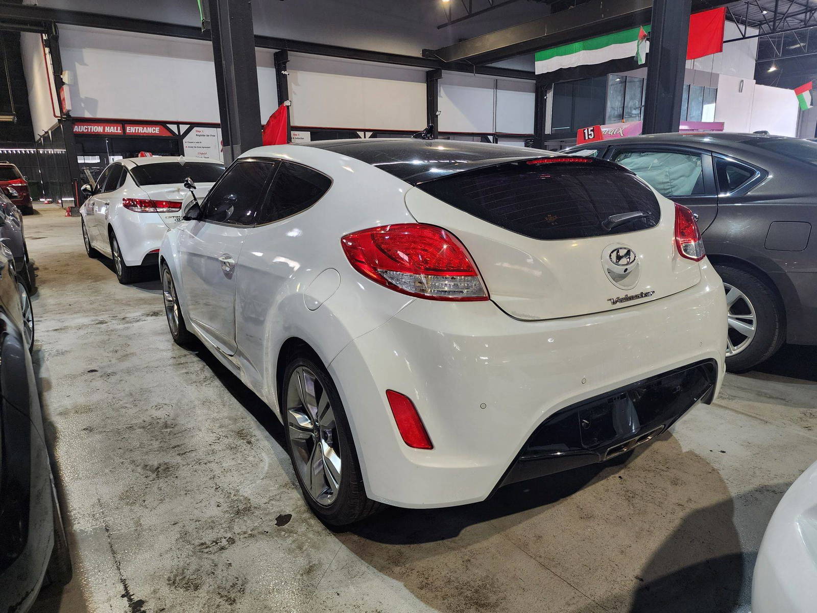 2012 HYUNDAI VELOSTER — 176079 KM — Lot 031014 — Al Quoz - Marhaba Auctions Used Cars - Image 6