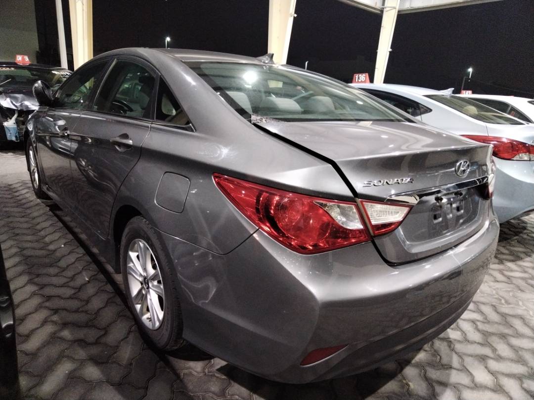 2014 HYUNDAI SONATA — 136112 Miles — Lot 61234073 - Marhaba Auctions Used Cars - Image 4