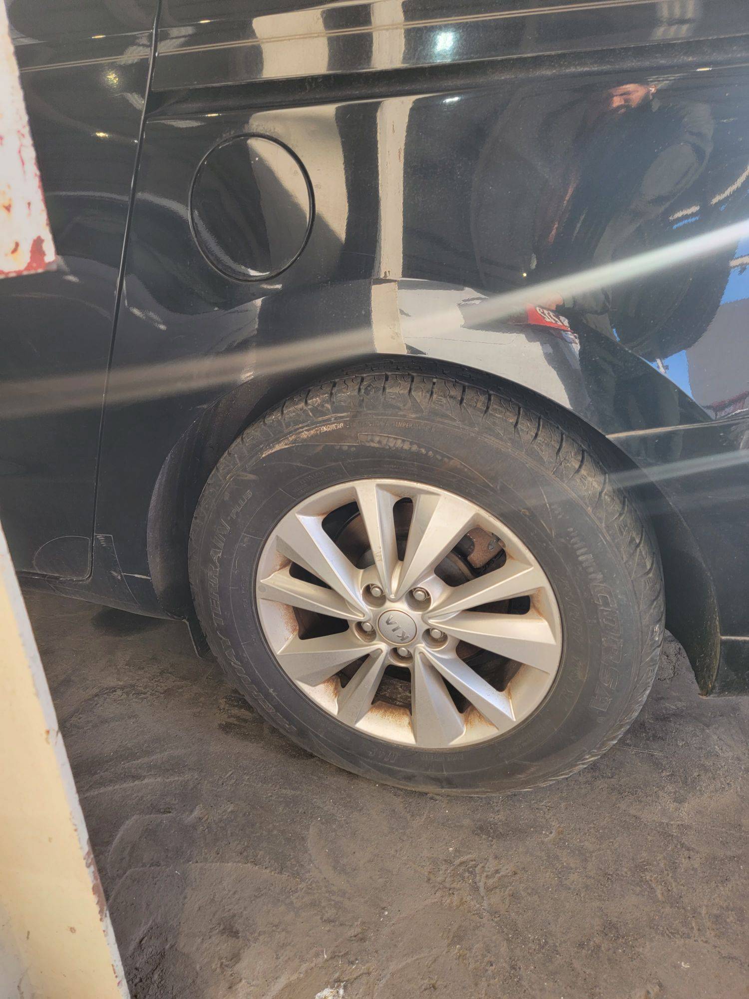 KIA SEDONA 2015 - Marhaba Auction Used Cars - Image 3