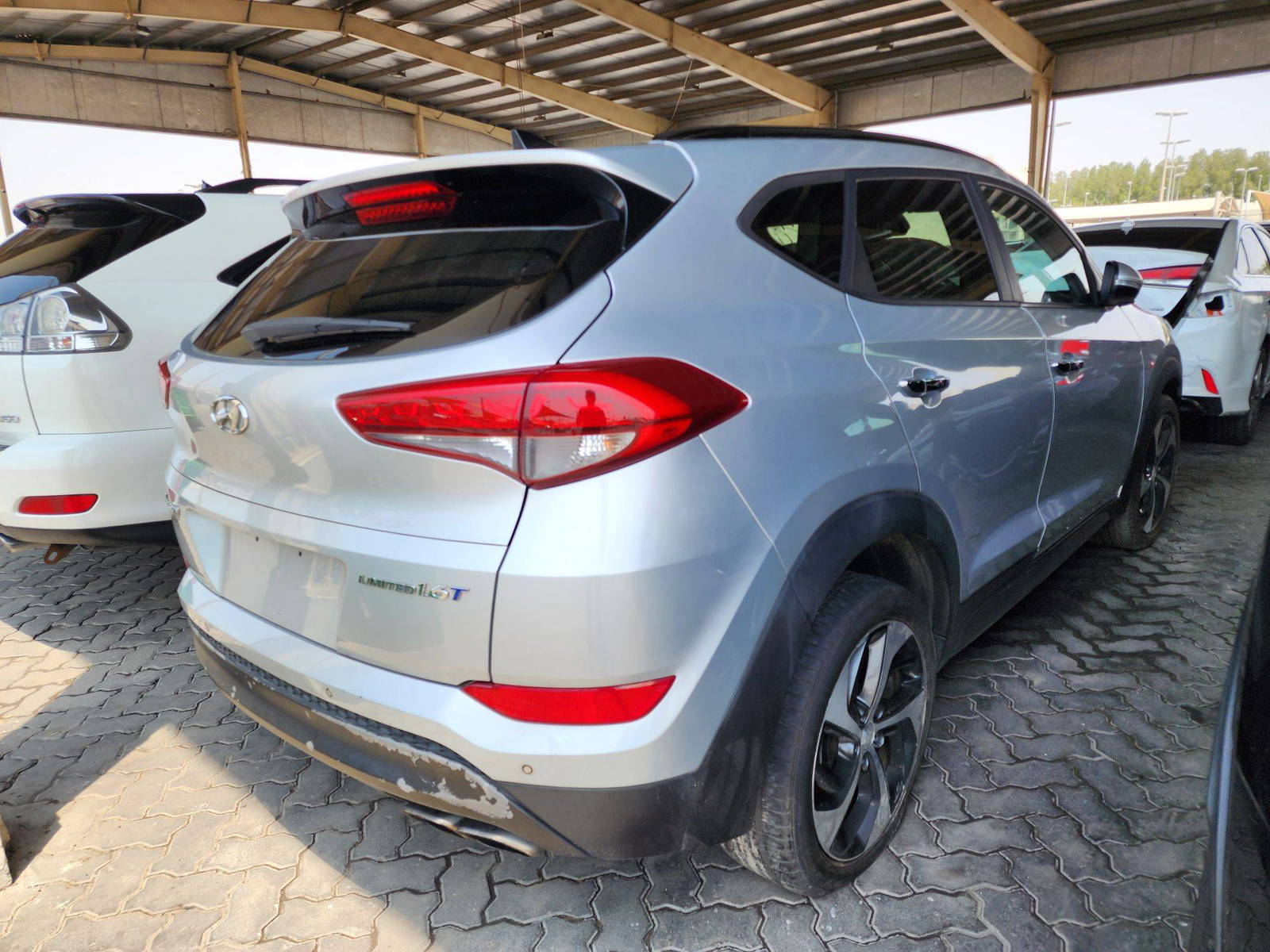 2017 HYUNDAI TUCSON — 140368 Miles — Lot 44779644 — Main - Marhaba Auctions Used Cars - Image 3