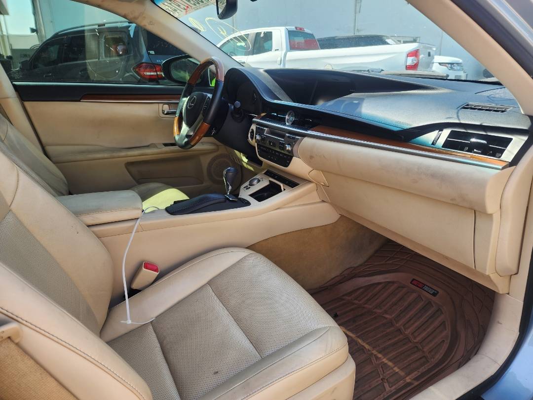 2013 LEXUS ES 300H — 196566 Miles — Lot 37456 - Marhaba Auctions Used Cars - Image 10