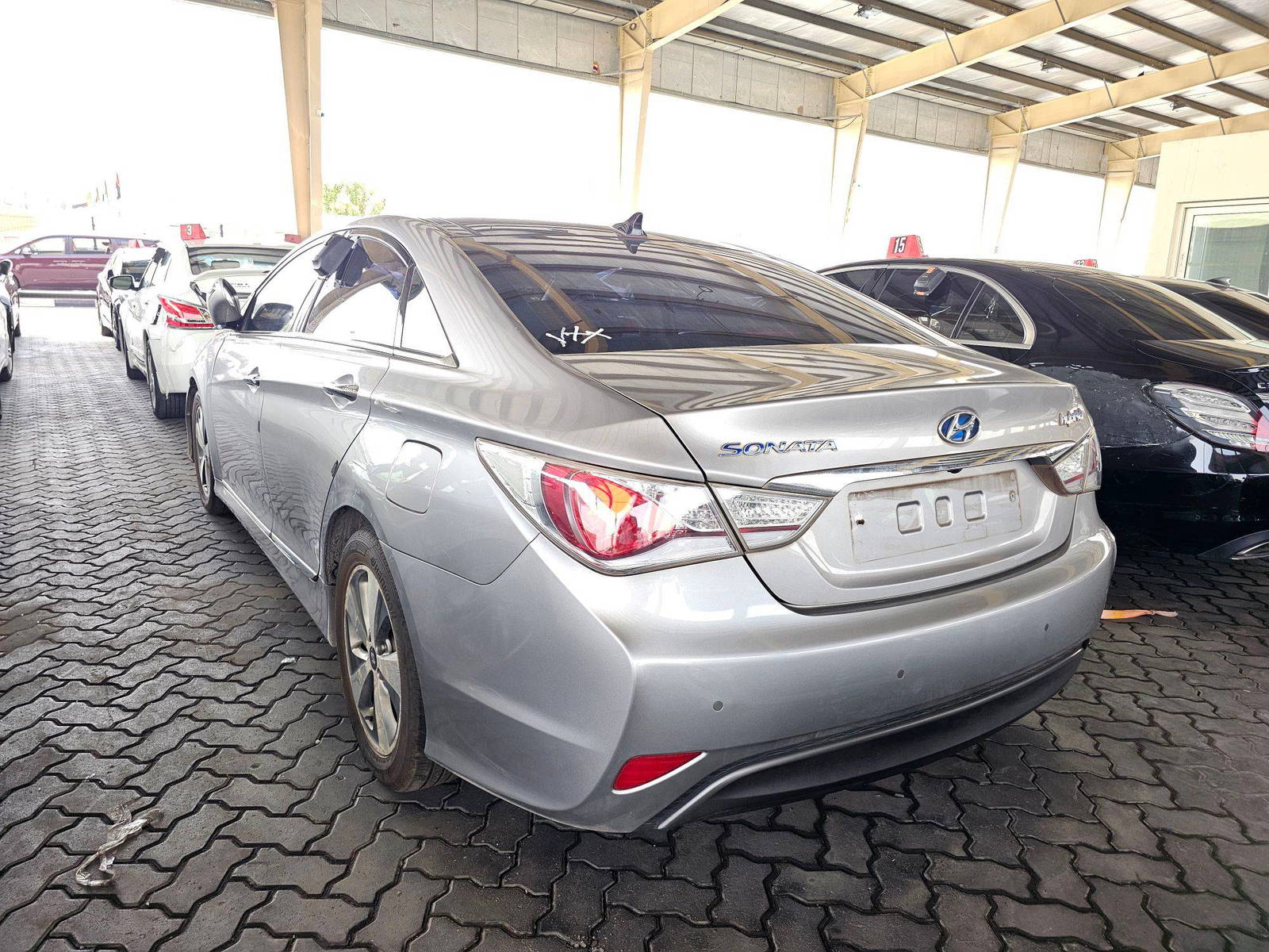 2012 HYUNDAI SONATA — 168029 KM — Lot 044600 — Souq - Marhaba Auctions Used Cars - Image 5