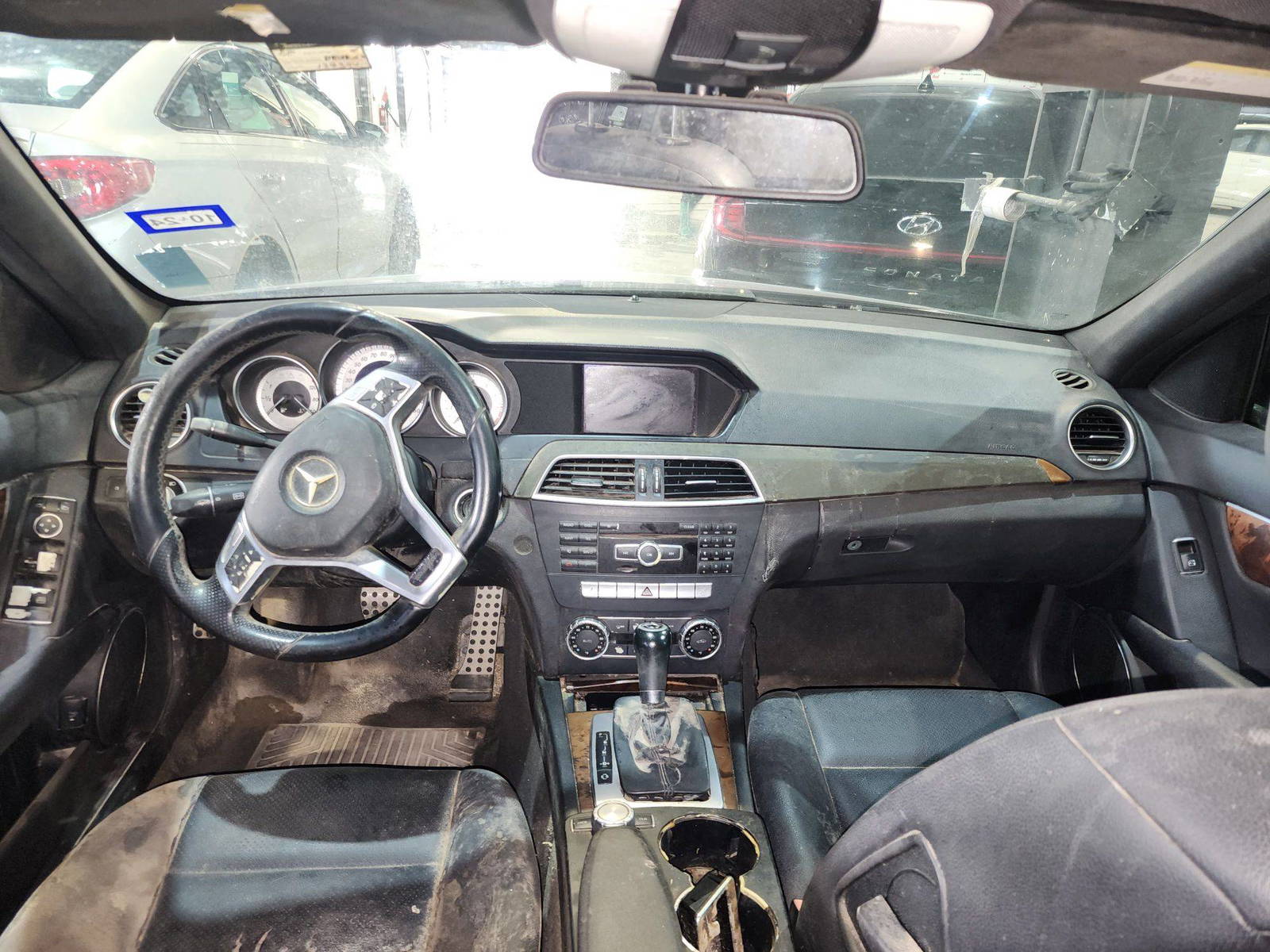 MERCEDES BENZ C300 2012 - Marhaba Auction Used Cars - Image 8