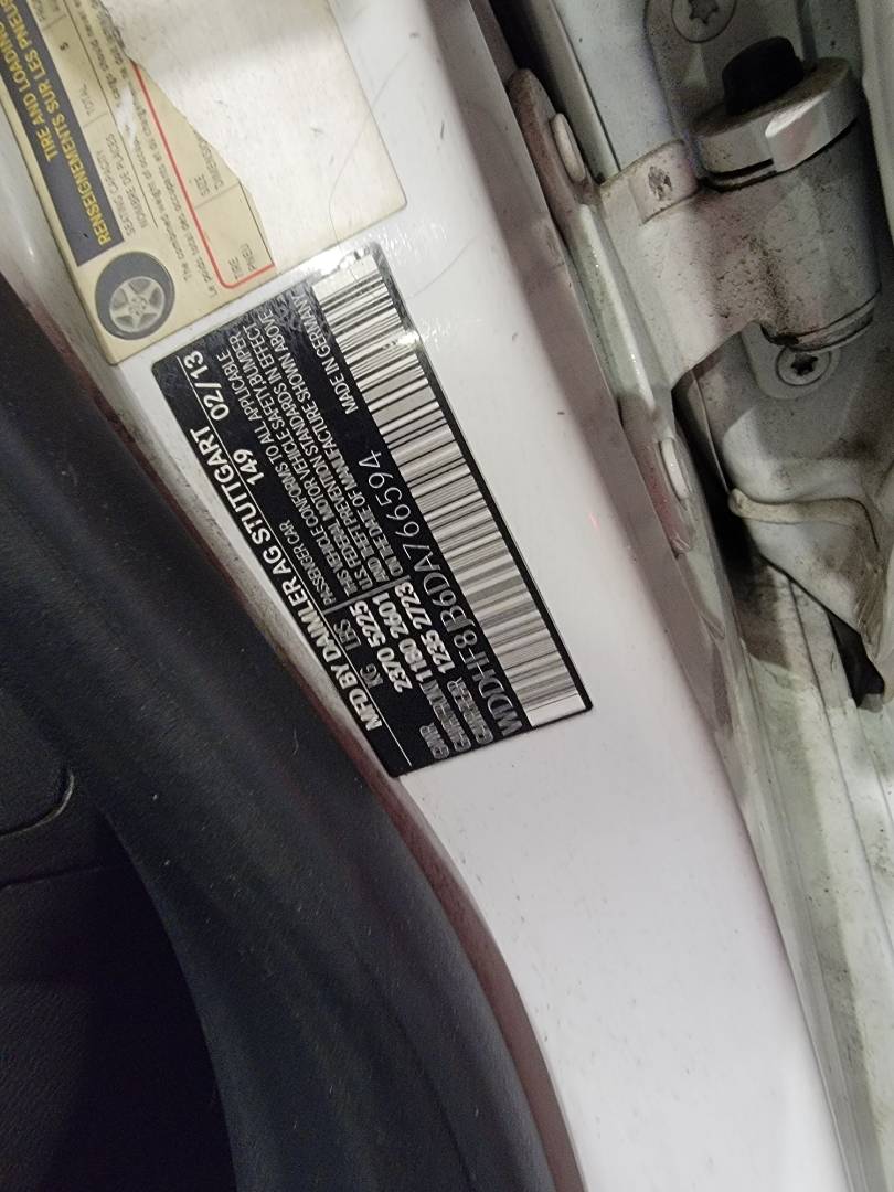 2013 MERCEDES BENZ E 350 — 178582 Miles — Lot DA766594 — Souq - Marhaba Auctions Used Cars - Image 11