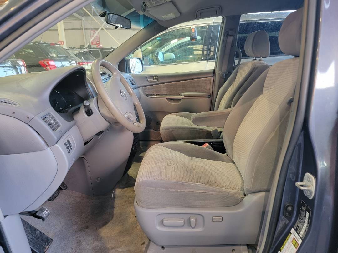 2007 TOYOTA SIENNA — 191496 Miles — Lot 041352 — Main - Marhaba Auctions Used Cars - Image 8
