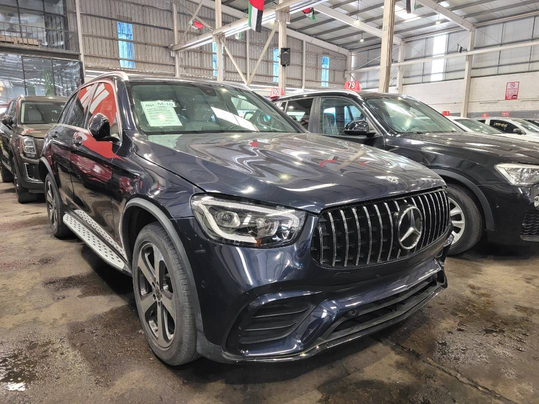 2018 MERCEDES BENZ GLC-300 — 60773 Miles — Lot 7JV081807 — Main - Marhaba Auctions Used Cars - Image 3