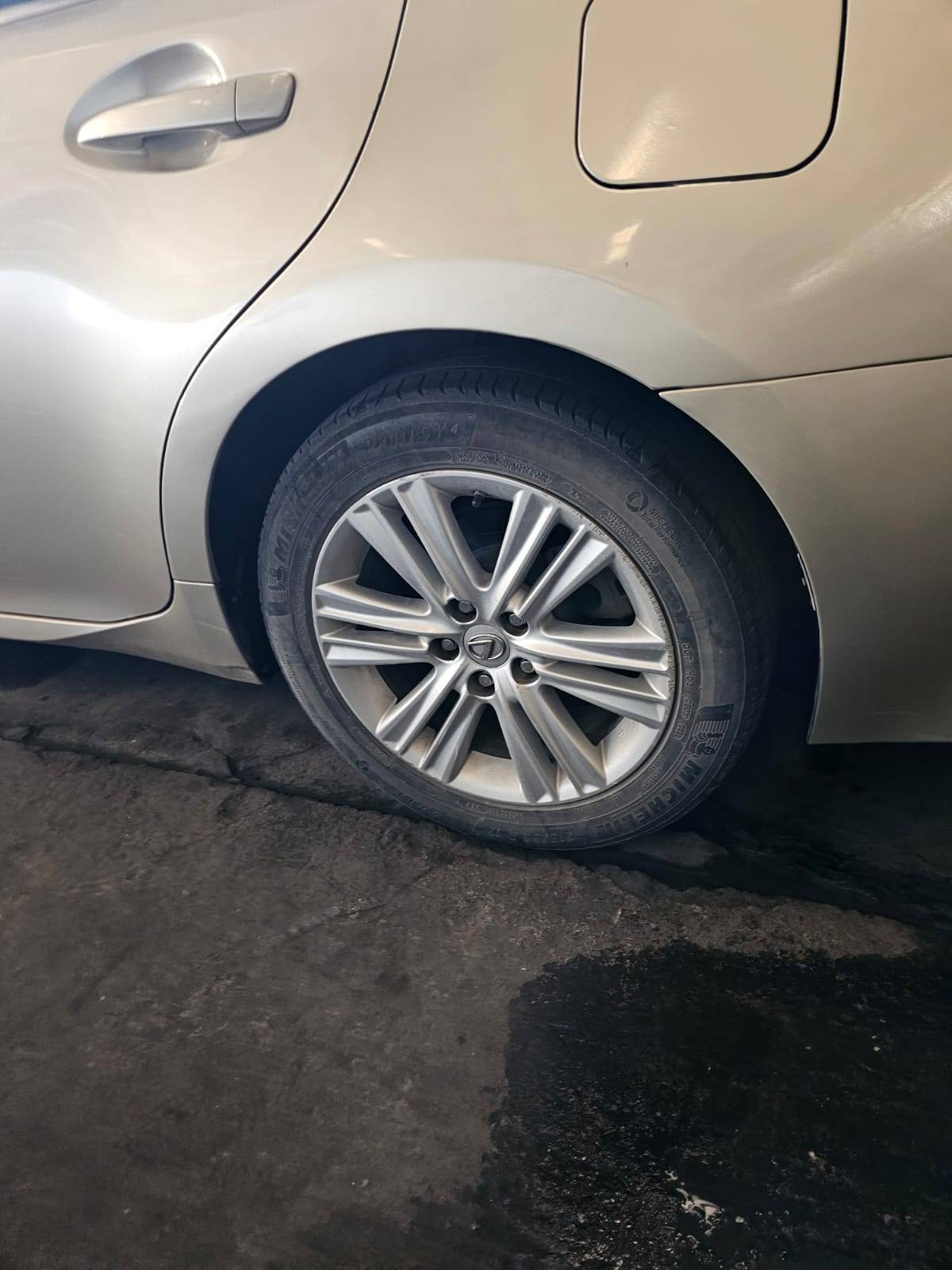 2013 LEXUS ES 350 — 362554 KM — Lot 2D2051617 — Main - Marhaba Auctions Used Cars - Image 6