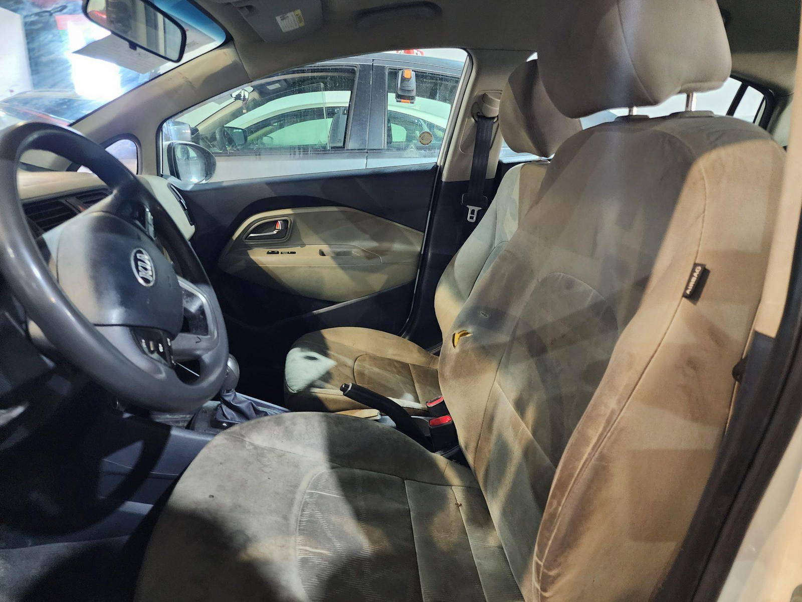 2015 KIA RIO — 118104 Miles — Lot 214578 — Al Quoz - Marhaba Auctions Used Cars - Image 7