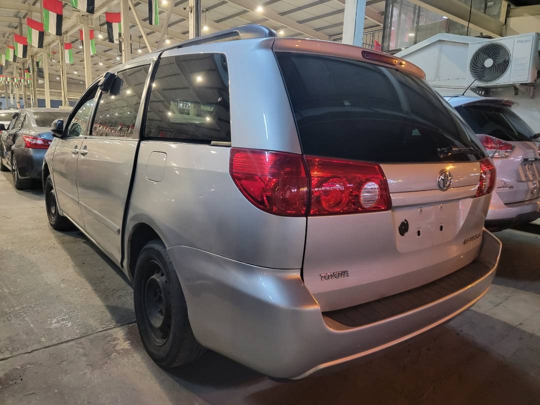 2009 TOYOTA SIENNA — 228313 Miles — Lot 279438 — Main - Marhaba Auctions Used Cars - Image 4