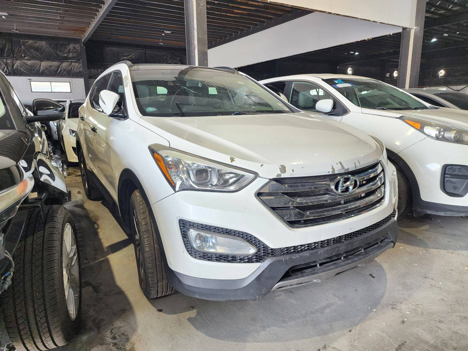 2014 HYUNDAI SANTA FE SPORT — 186710 Miles — Lot 26609 — Main - Marhaba Auctions Used Cars - Image 4