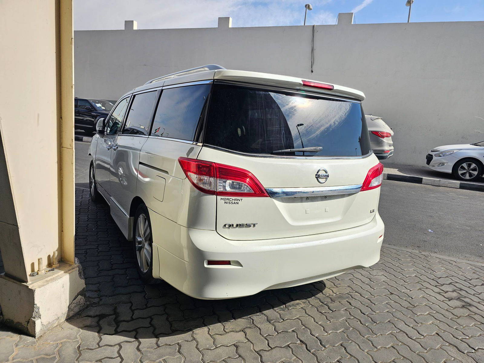 2012 NISSAN QUEST — 160593 Miles — Lot 9037608 — Ind. 12 - Marhaba Auctions Used Cars - Image 4