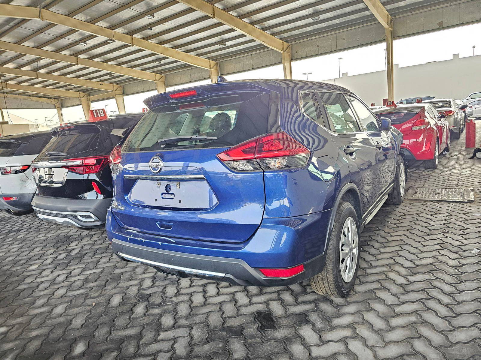 2019 NISSAN ROGUE — 193184 Miles — Lot T9KC700351 — Main - Marhaba Auctions Used Cars - Image 3
