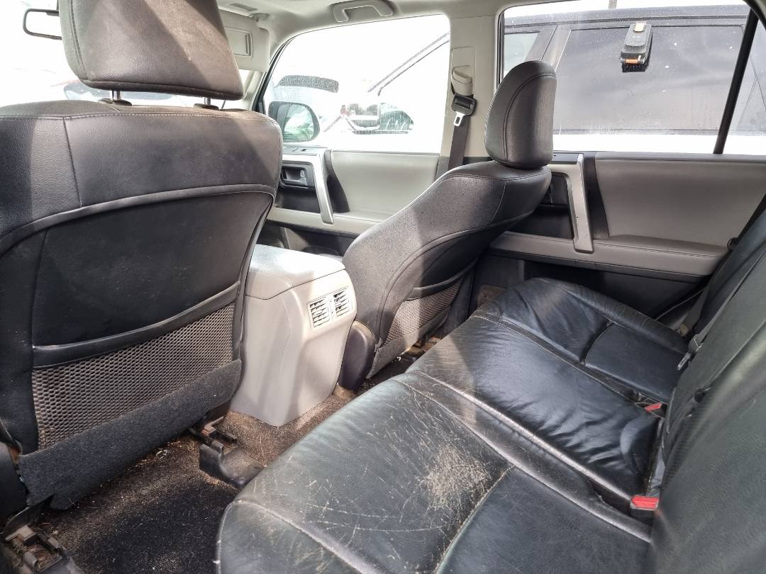2011 TOYOTA 4RUNNER SR5 — 202568 Miles — Lot 68472 — Ind. 12 - Marhaba Auctions Used Cars - Image 4