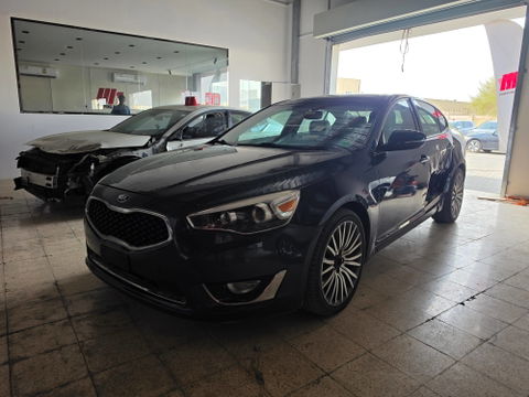 KIA CADENZA