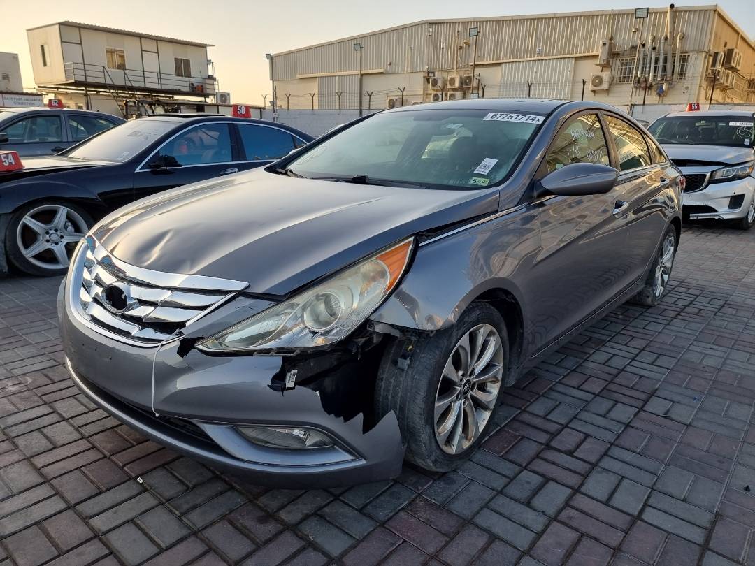 2011 HYUNDAI SONATA — 204102 Miles — Lot 1235487 — Ind. 12 - Marhaba Auctions Used Cars - Image 3