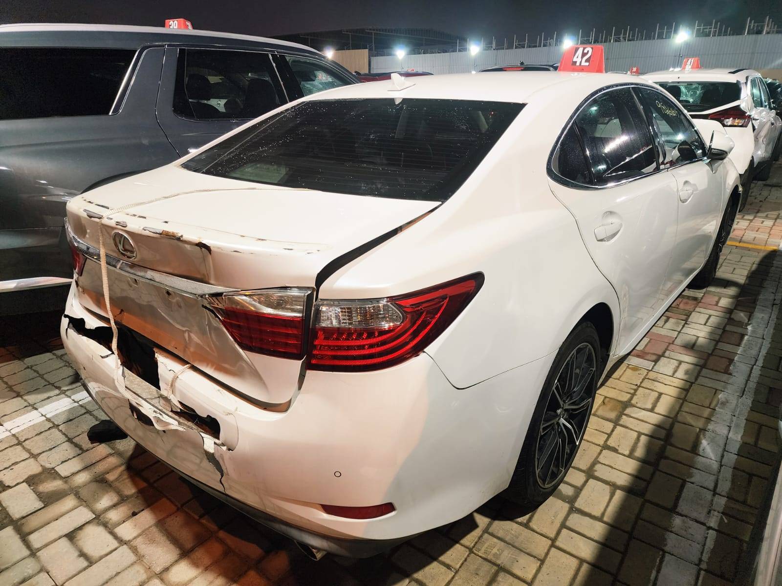 LEXUS ES 350 2014 - Marhaba Auction Used Cars - Image 6