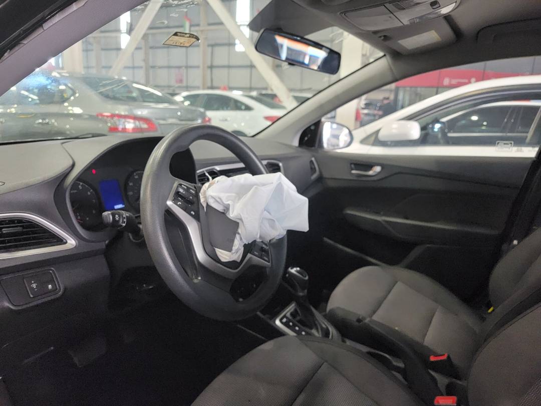 HYUNDAI ACCENT 2021 - Marhaba Auction Used Cars - Image 6