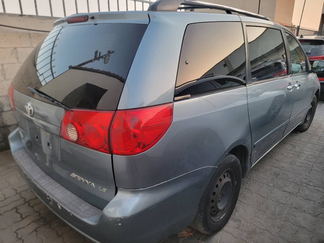 2008 TOYOTA SIENNA — 233226 Miles — Lot 58S198716 — Main - Marhaba Auctions Used Cars - Image 4
