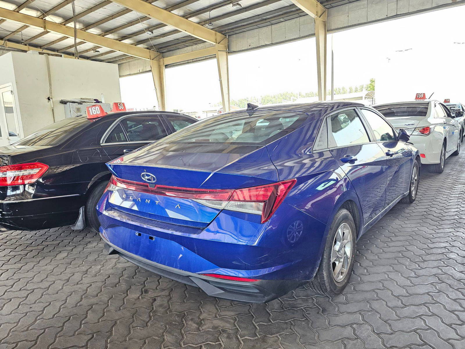 2021 HYUNDAI ELANTRA — 85514 Miles — Lot 87476874 — Souq - Marhaba Auctions Used Cars - Image 3
