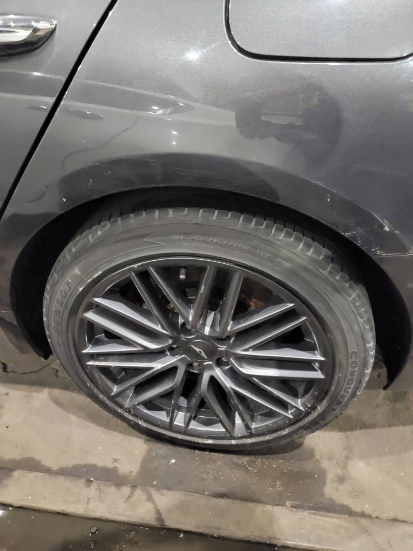 2019 GENESIS G70 — 91108 KM — Lot 47 088 — Main - Marhaba Auctions Used Cars - Image 9