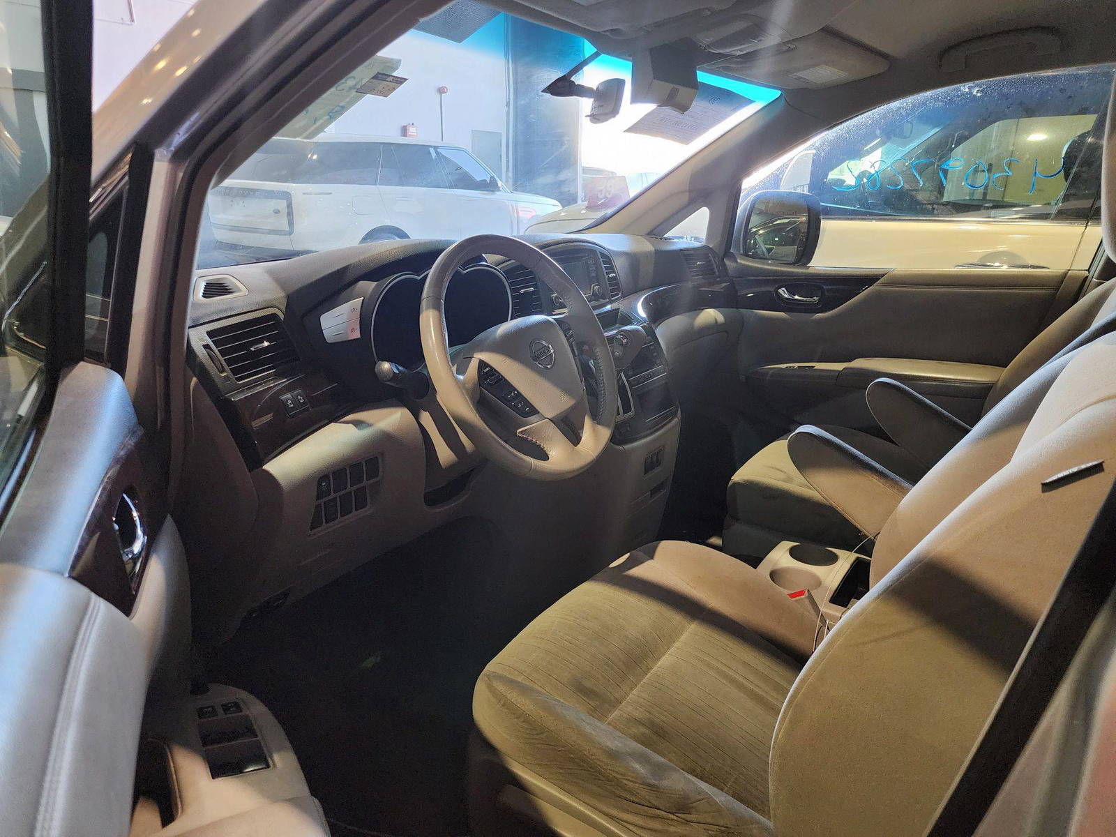 2016 NISSAN QUEST — 159390 Miles — Lot 43097282 — Al Quoz - Marhaba Auctions Used Cars - Image 10