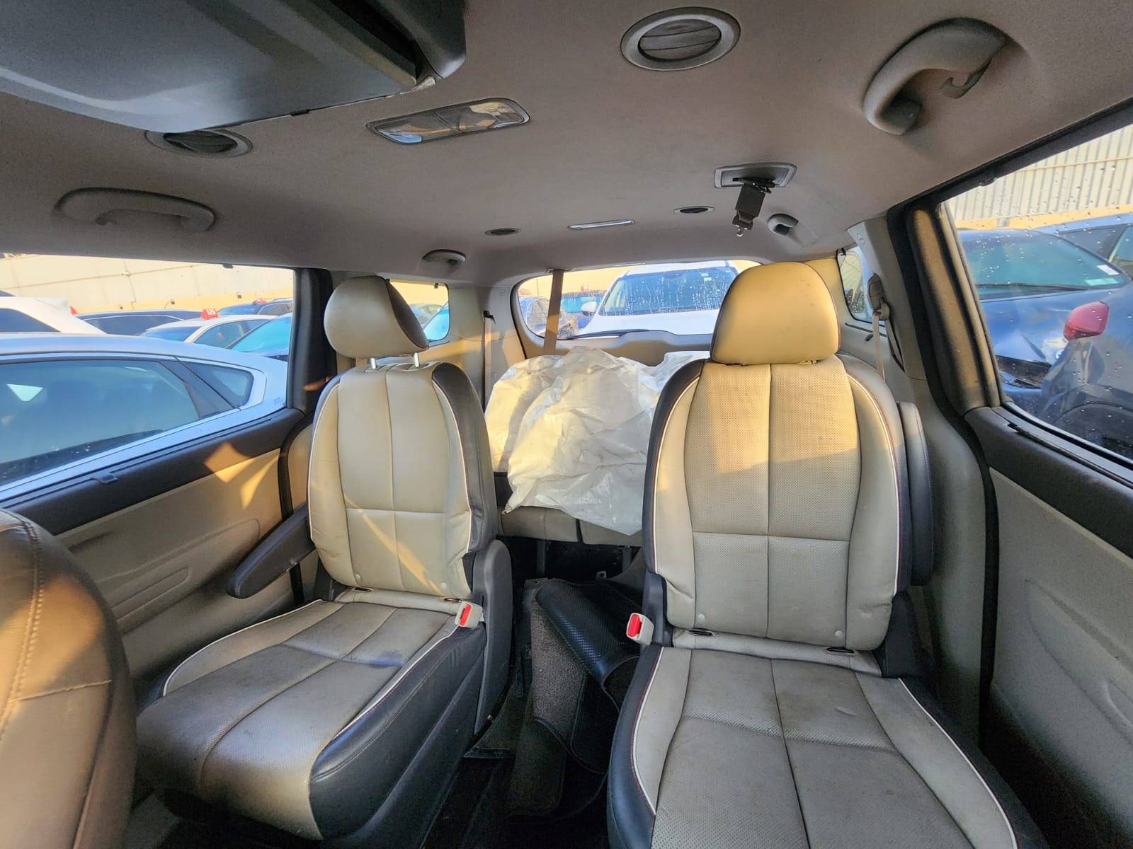 KIA SEDONA 2017 - Marhaba Auction Used Cars - Image 8