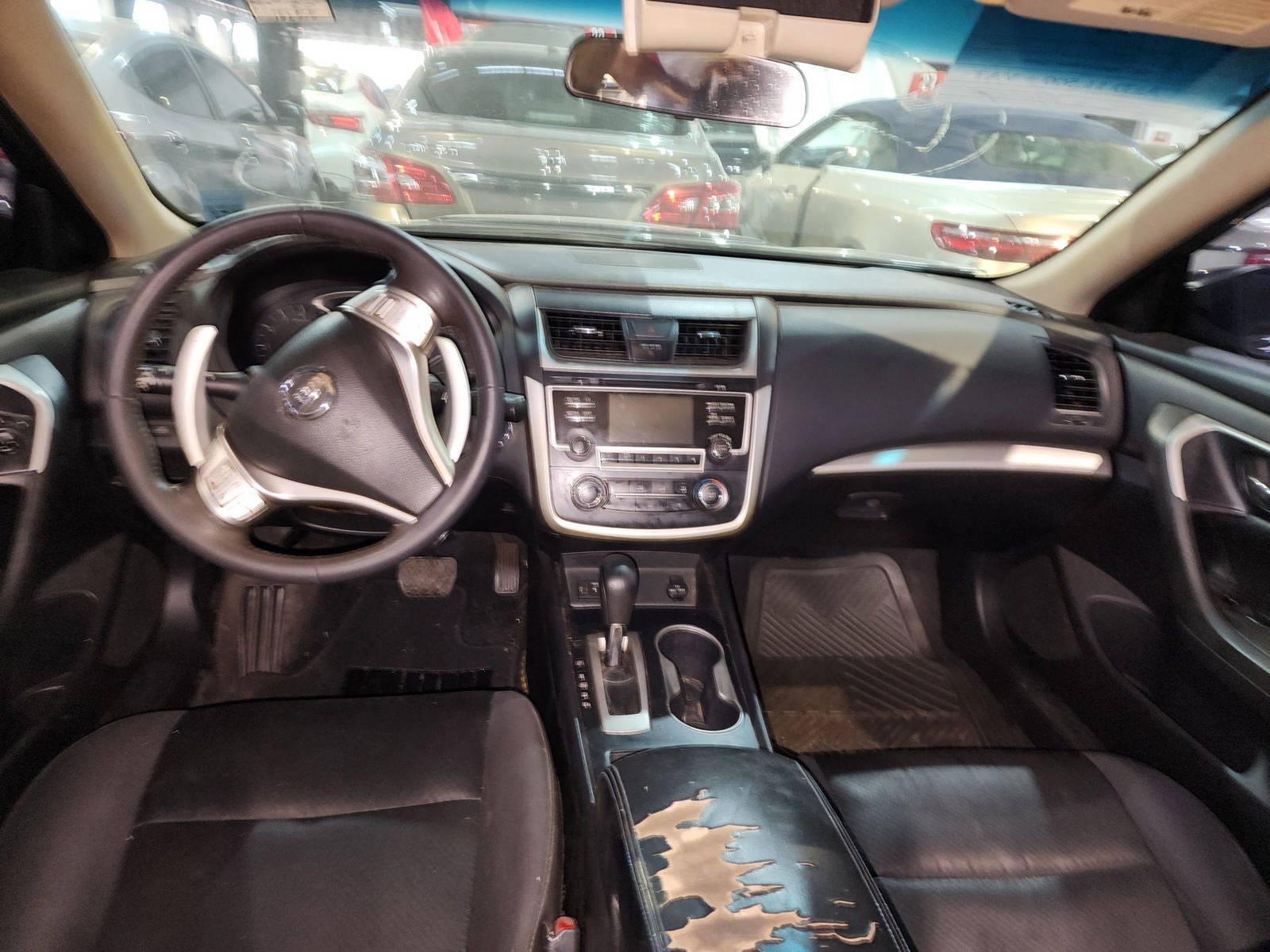 2017 NISSAN ALTIMA — 186752 Miles — Lot 228030 — Al Quoz - Marhaba Auctions Used Cars - Image 7