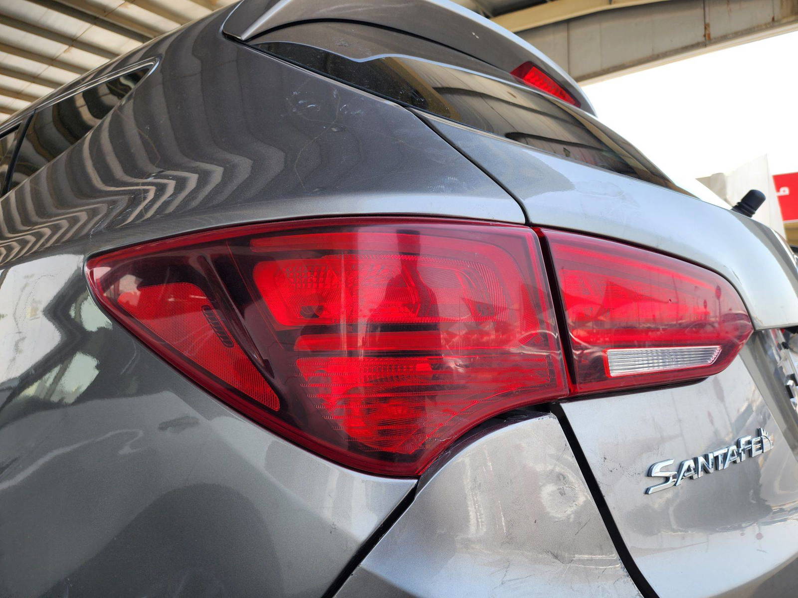 2018 HYUNDAI SANTA FE SPORT — 243454 KM — Lot 76463573 — Souq - Marhaba Auctions Used Cars - Image 10