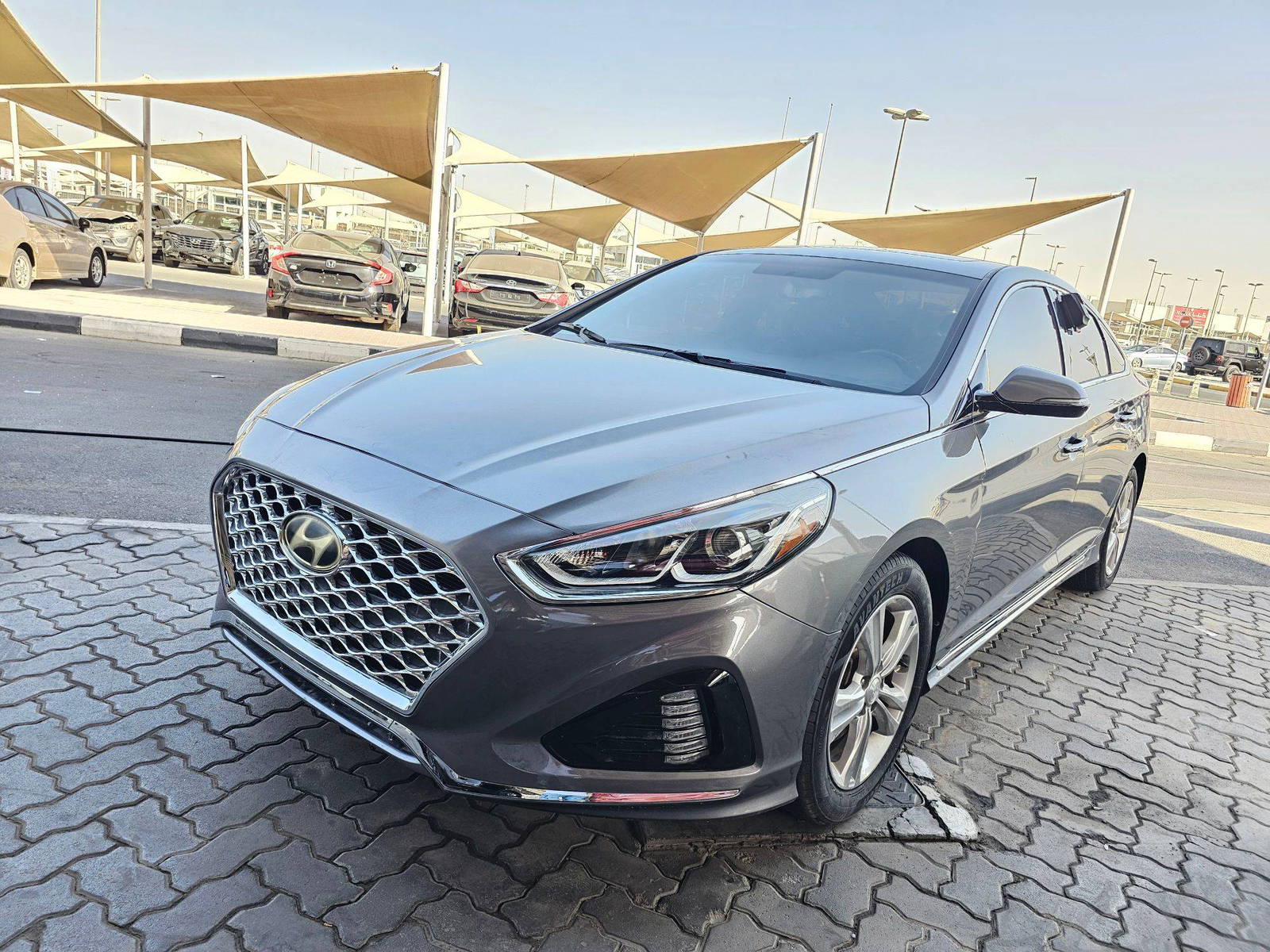 2018 HYUNDAI SONATA — 88065 Miles — Lot 8JH632126 — Souq - Marhaba Auctions Used Cars - Image 5