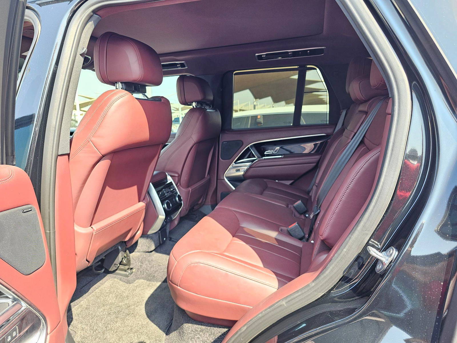 LAND ROVER RANGE ROVER VELAR S P250 2024 - Marhaba Auction Used Cars - Image 7