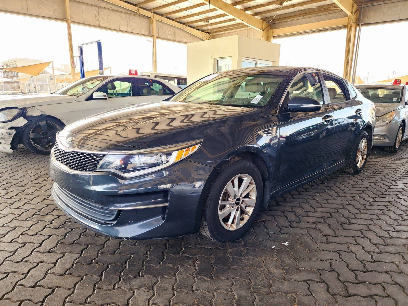 2016 KIA OPTIMA — 108110 Miles — Lot 53580654 — Souq - Marhaba Auctions Used Cars - Image 4