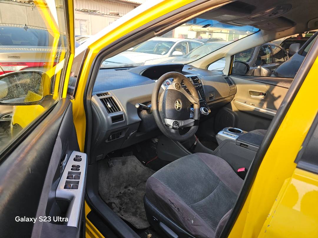 2012 TOYOTA PRIUS — 429515 Miles — Lot 3161142 — Main - Marhaba Auctions Used Cars - Image 9