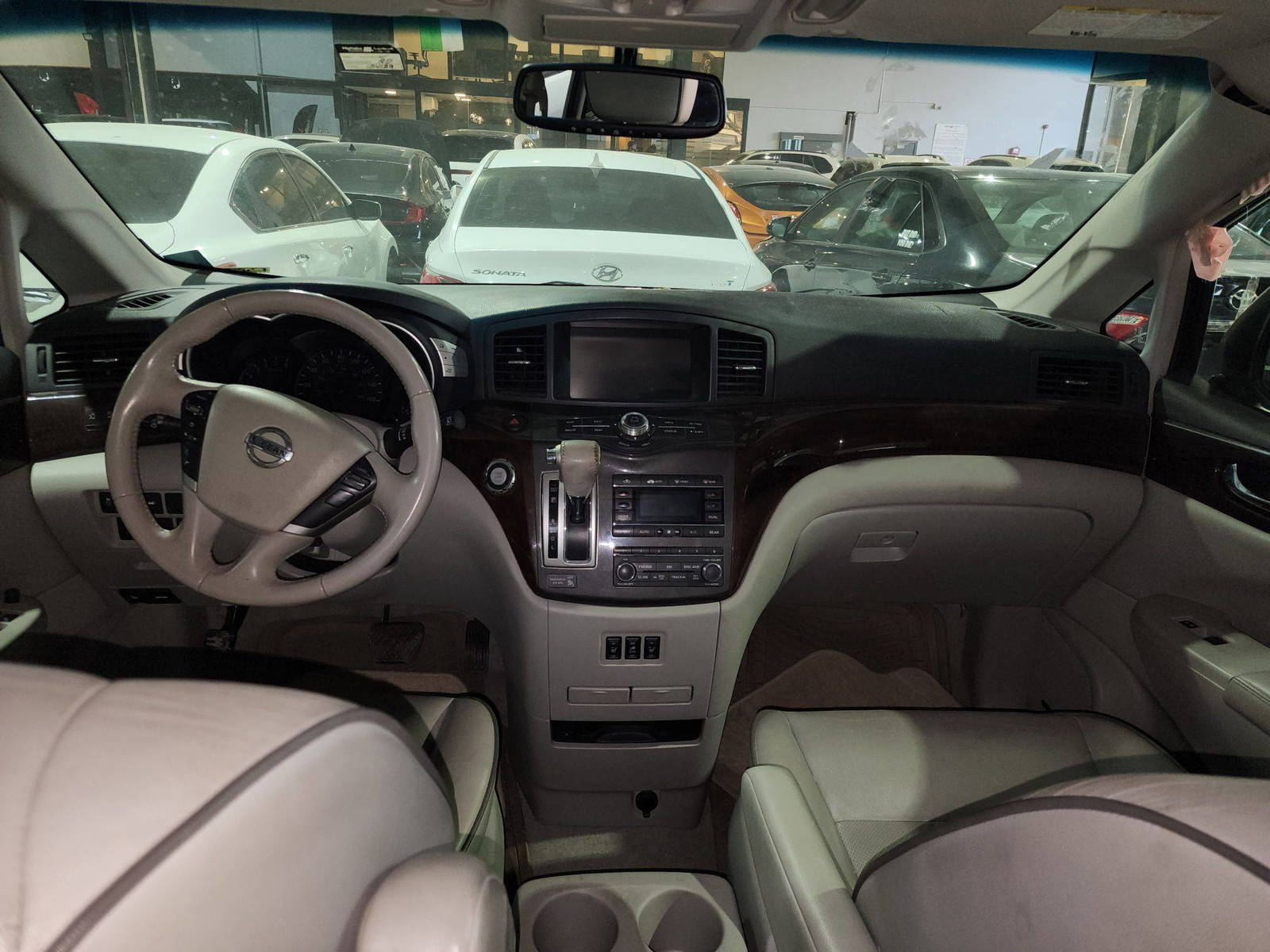 2011 NISSAN QUEST — 184129 Miles — Lot B9005018 — Al Quoz - Marhaba Auctions Used Cars - Image 9