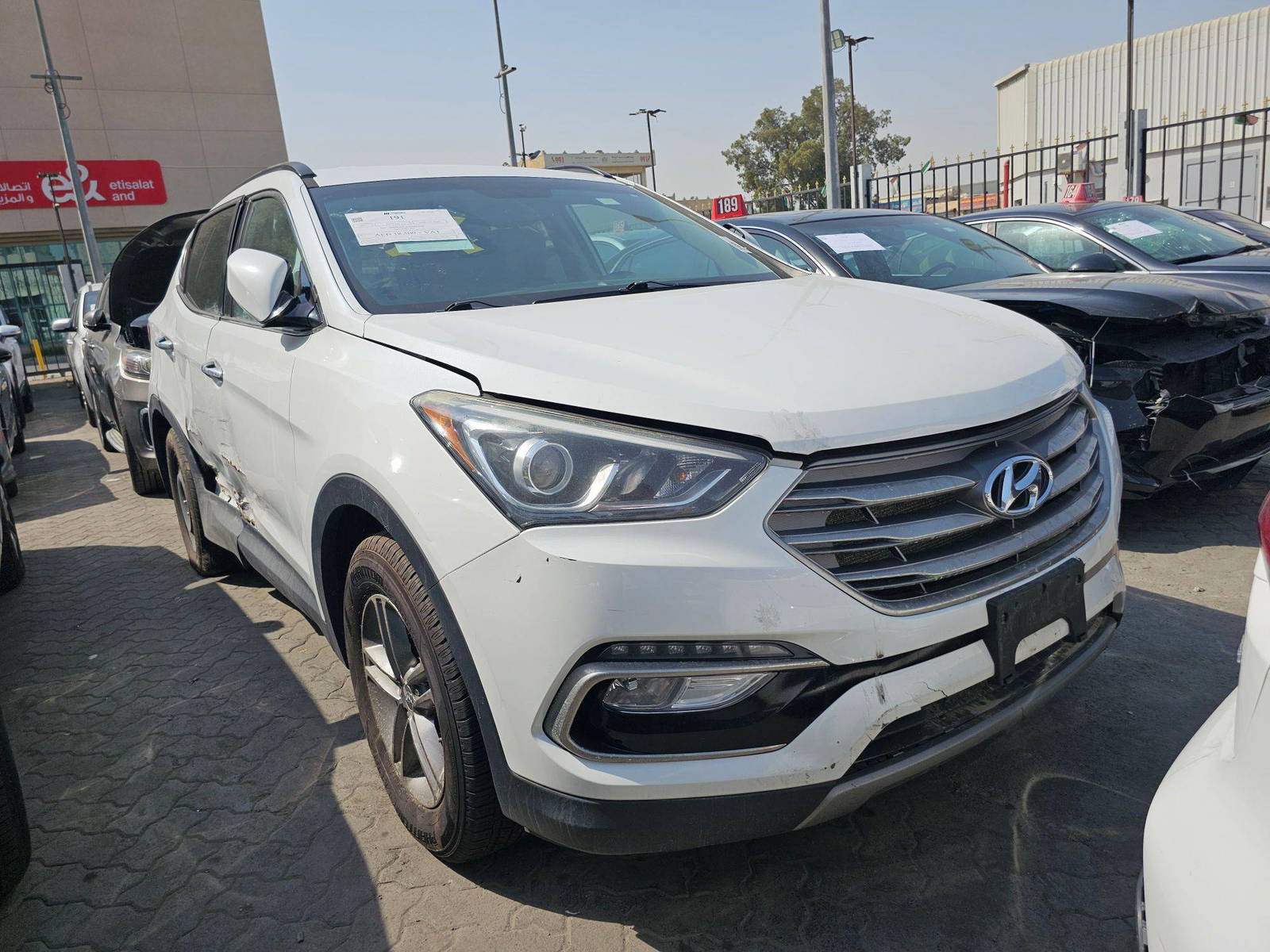 HYUNDAI SANTA FE SPORT 2017 - Marhaba Auction Used Cars - Image 4