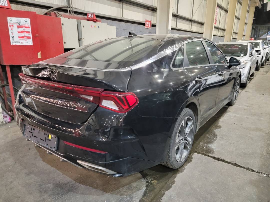 2021 KIA K5 — 97749 KM — Lot A143531 — Main - Marhaba Auctions Used Cars - Image 5