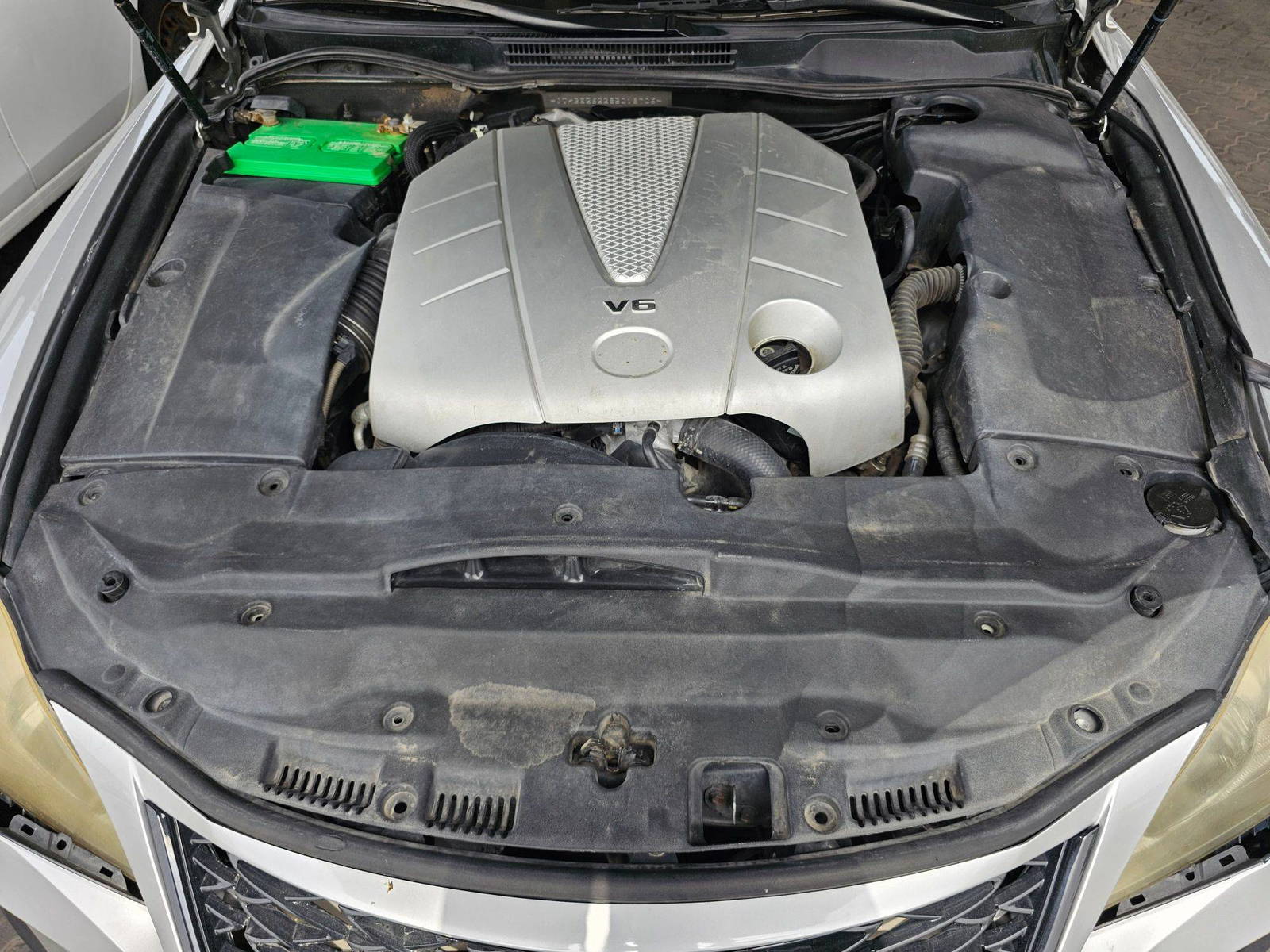 2008 LEXUS IS-350 — 279434 Miles — Lot 018706 — Souq - Marhaba Auctions Used Cars - Image 12