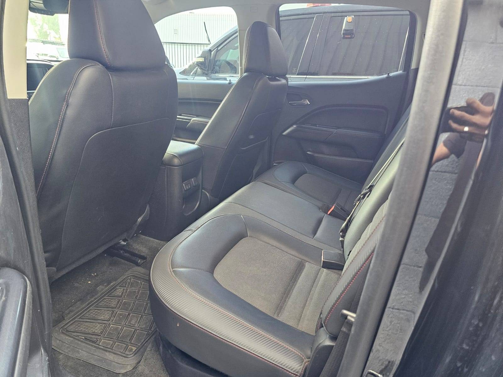 2017 GMC CANYON ELEVATION — 140672 KM — Lot H1279489 — Main - Marhaba Auctions Used Cars - Image 7